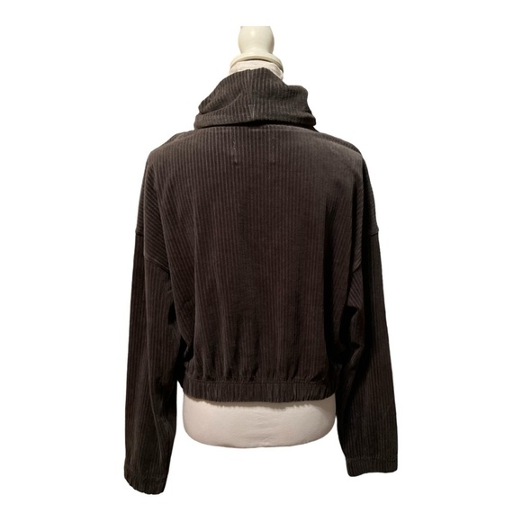 UGG Calland Funnel Neck Top Size M NWT - Picture 4 of 11